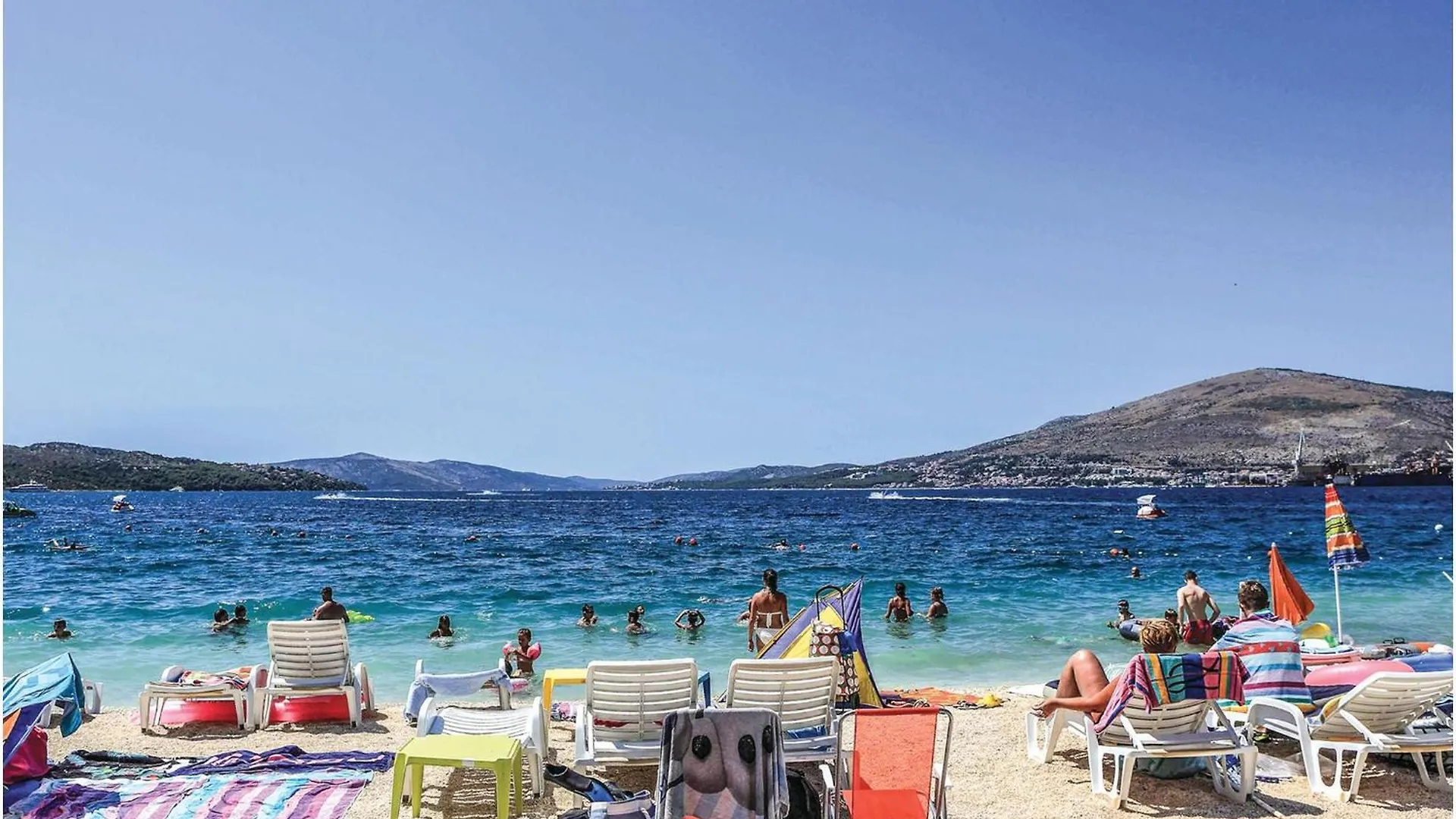 Beautiful Apartment In Okrug Gornji With Wifi Trogir